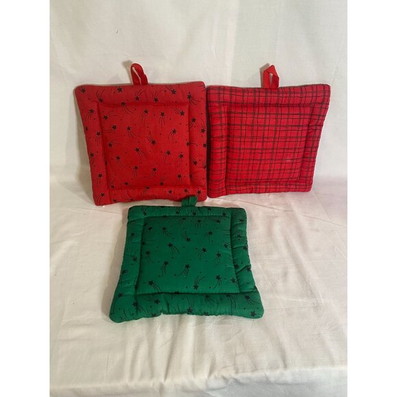 Christmas Set of 3 Quilted Potholders - Picture 2 of 2